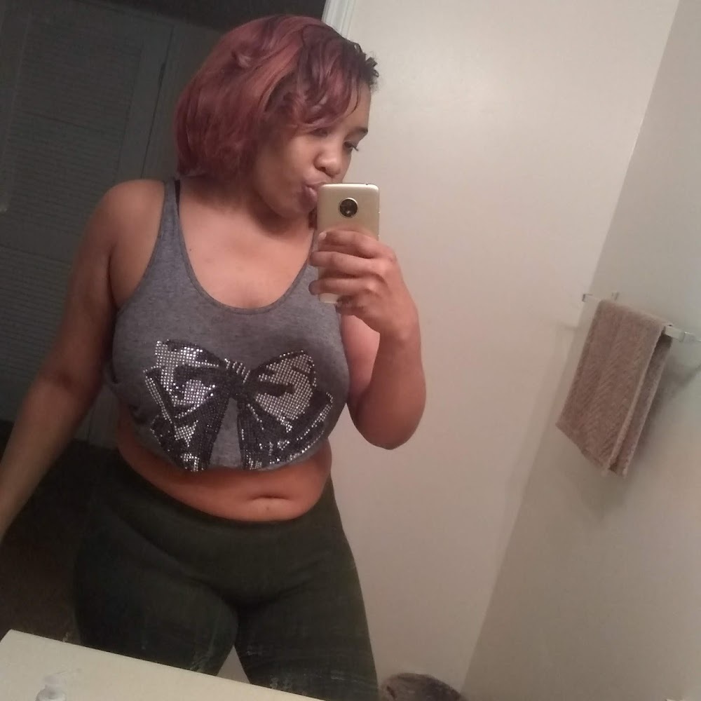 Meet your Posher, Kamia